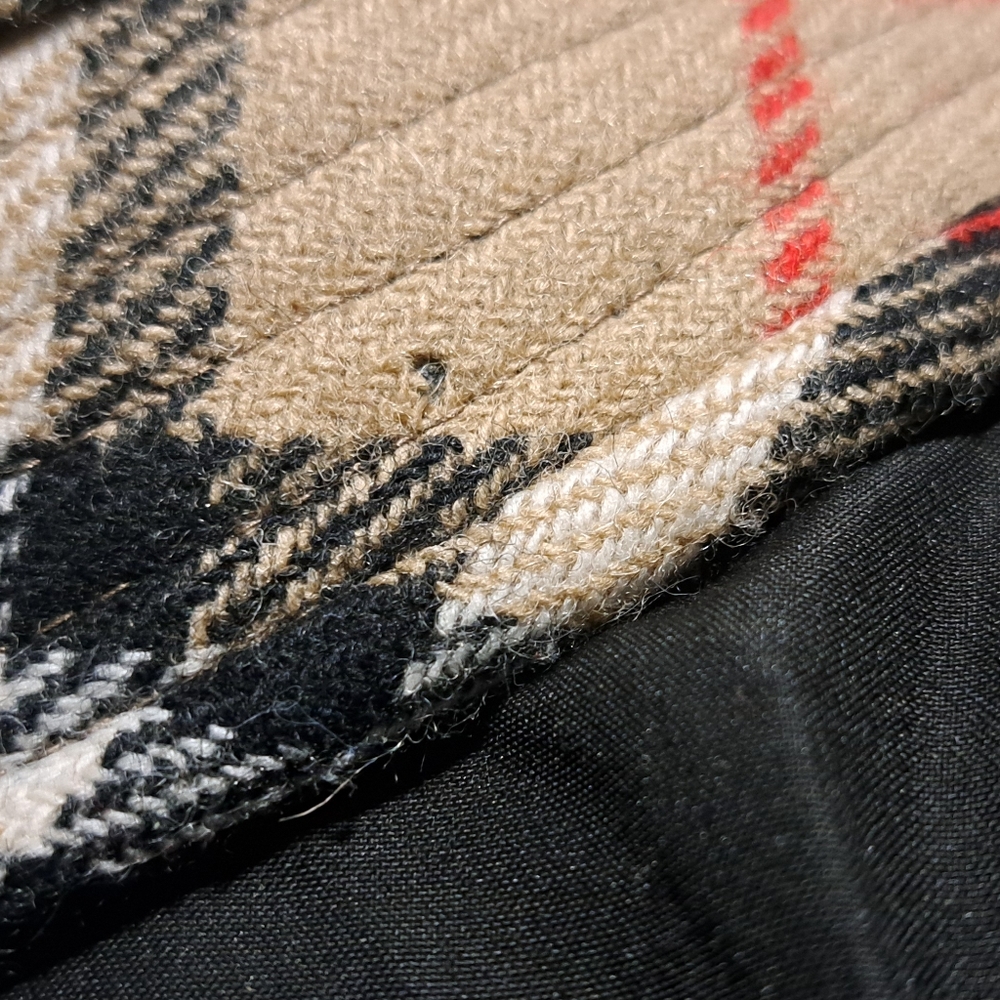 Vintage Burberry Wool Hat - Picture 9 of 9